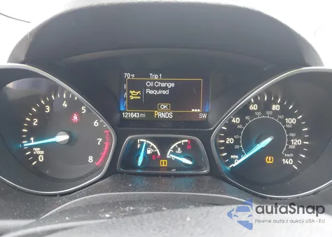 2017 Ford Escape S z USA, uszkodzony, nr VIN 1FMCU0F75HUE07639